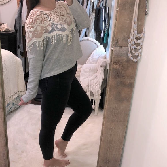 Sage size medium grey crochet boho sweatshirt - Picture 2 of 4